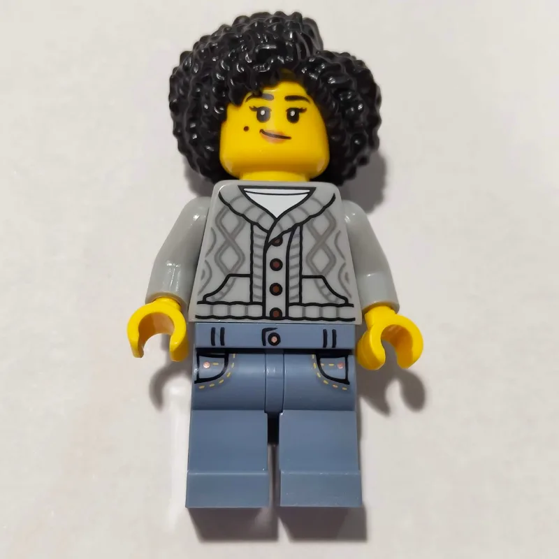 Mother, Light Bluish Grey Torso, Sand Blue Le… — minifigurine LEGO | Brick Broker