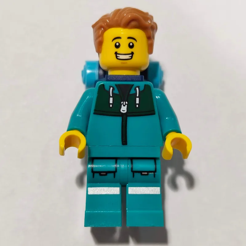 Hiker, Dark Turquoise Tracksuit, Medium Nouga… — minifigurine LEGO | Brick Broker