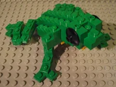 LEGO Sculpture de grenouille arboricole (Exclusivité Pass Ambassadeur LLCA) (LLCA31-1) - prix | Brick Broker
