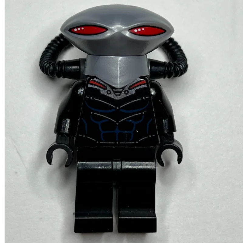 Black Manta (David Hyde) with Flat Silver Hel… — minifigurine LEGO | Brick Broker