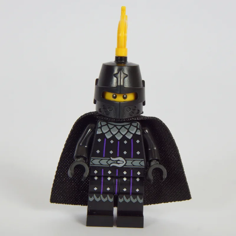 Black Knight, Black Cape, Helmet with Yellow… — minifigurine LEGO | Brick Broker