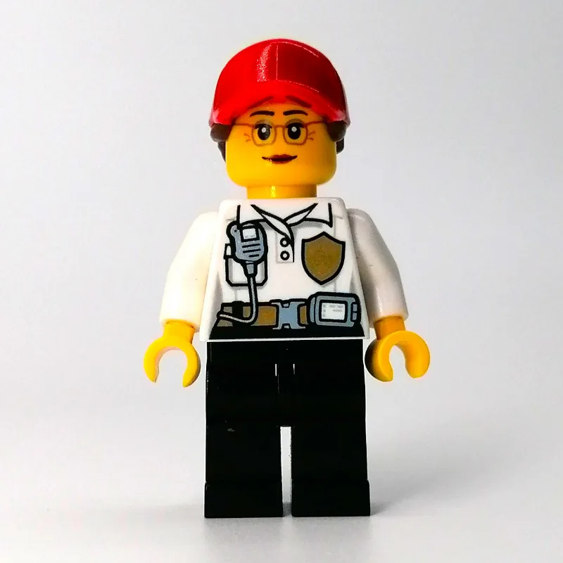 Firefighter, White Torso, Black Legs, Red Cap — minifigurine LEGO | Brick Broker