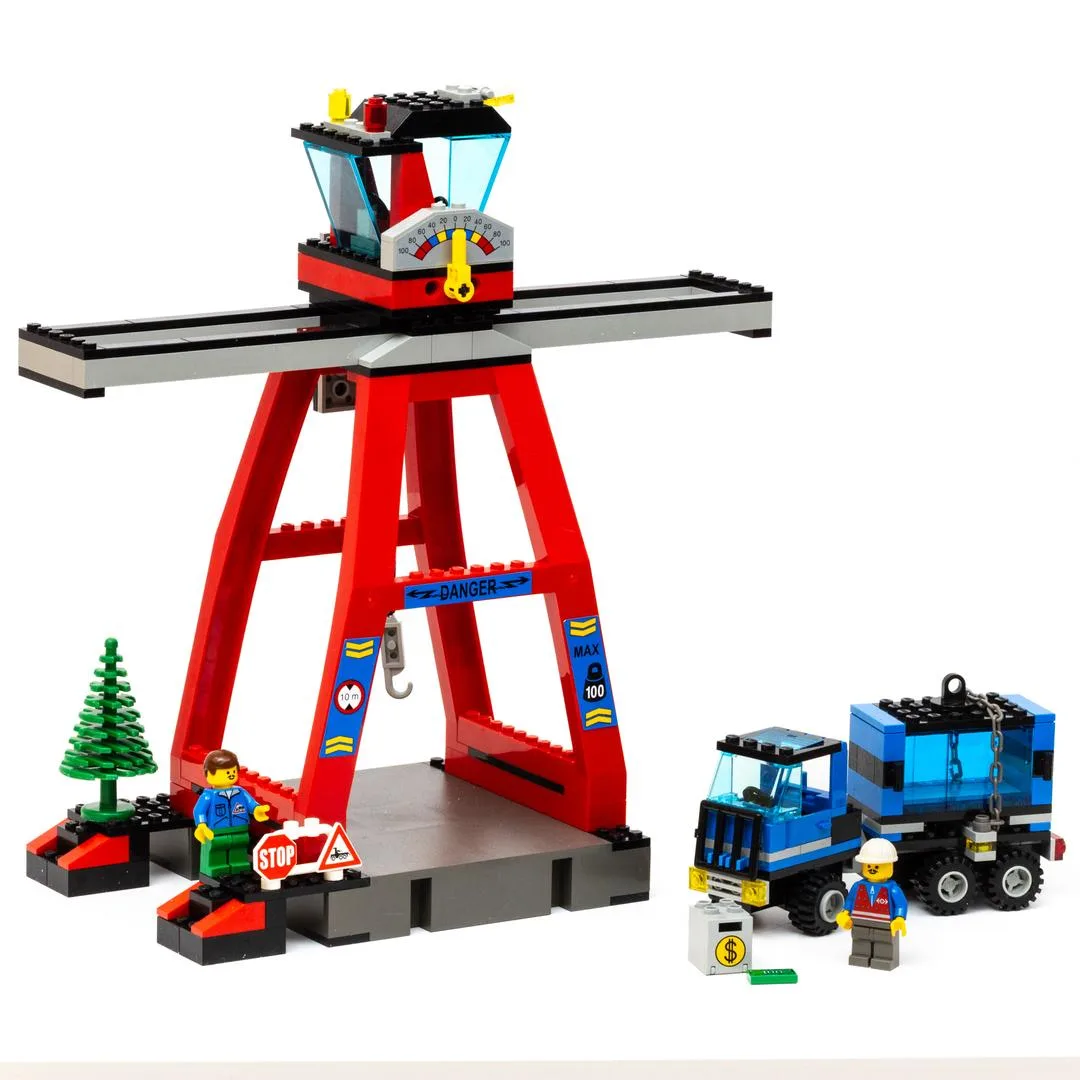 LEGO 4557 Gare de marchandises - prix et où acheter | Brick Broker