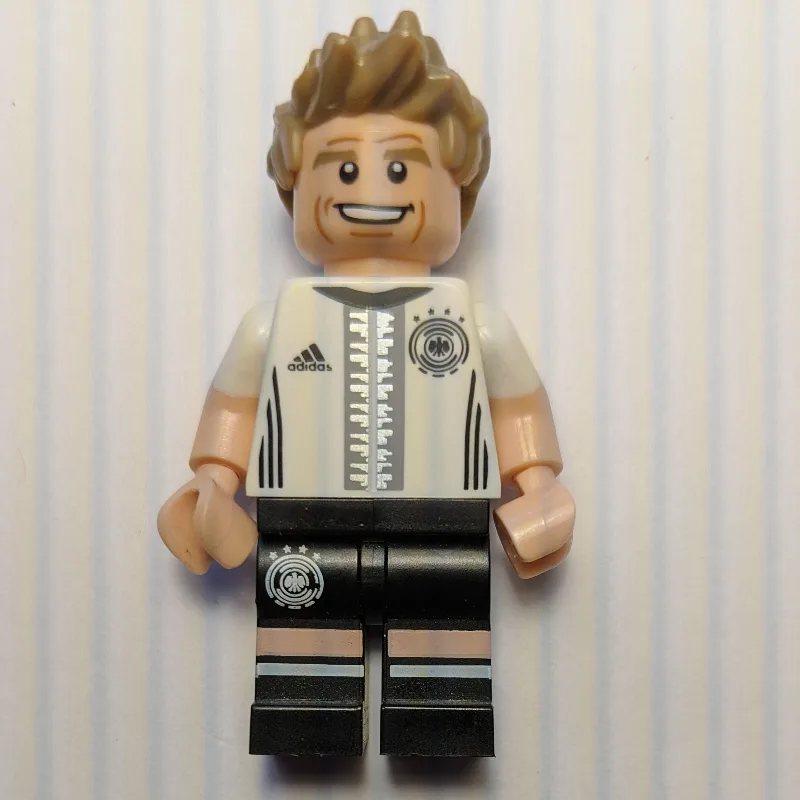 Thomas Muller — dans quels sets LEGO ? (fig-000613) | Brick Broker