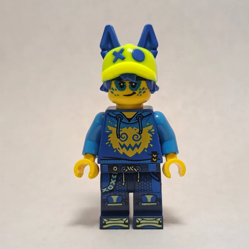 Logan, Vibrant Yellow Cap with Cat Ears — minifigurine LEGO | Brick Broker
