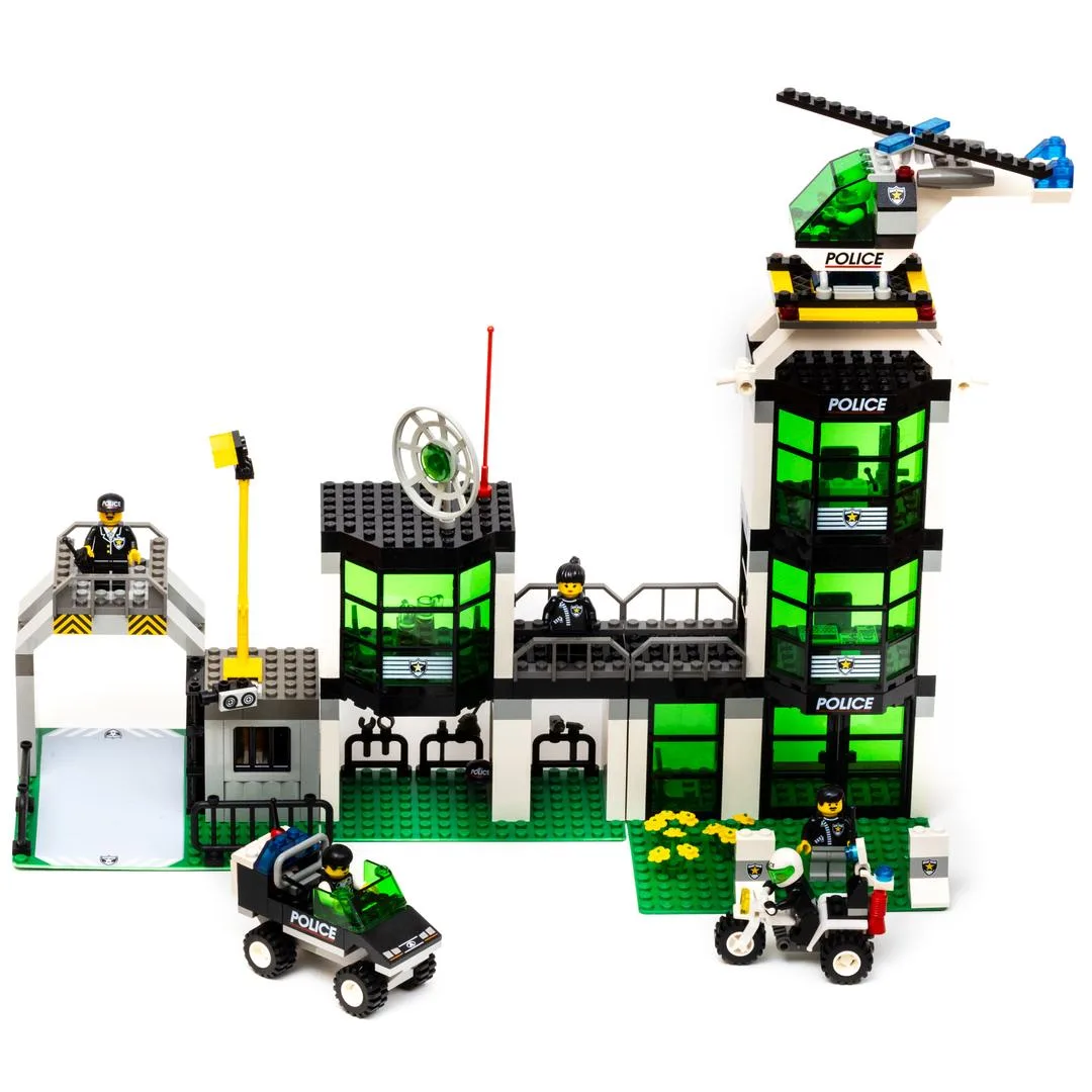 LEGO 6332 Poste de commandement central - prix | Brick Broker