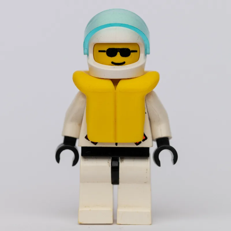Res-Q Man, Helmet with Visor, Yellow Life Ves… — minifigurine LEGO | Brick Broker