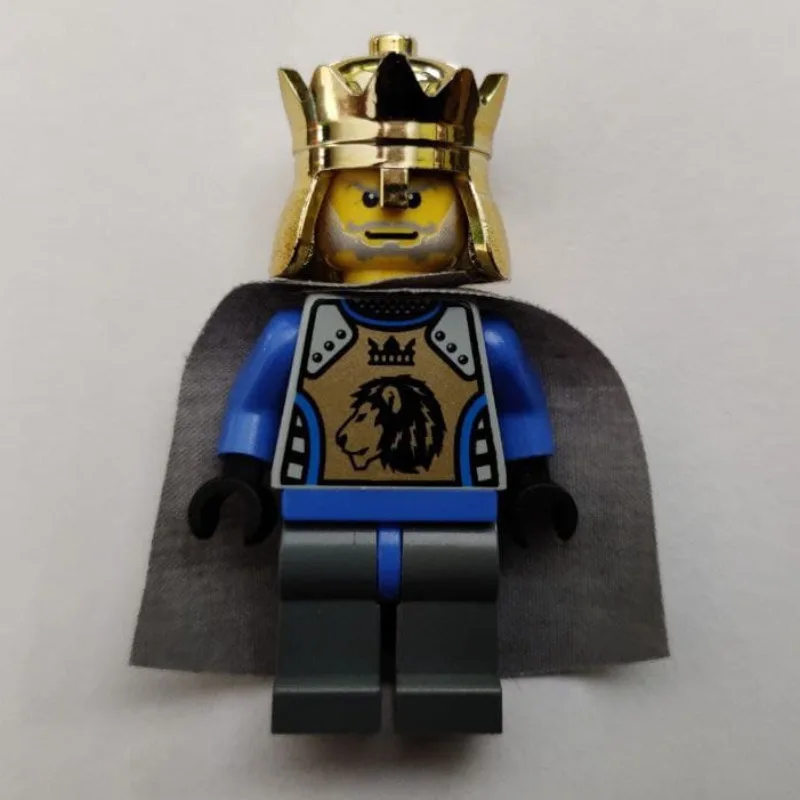 King Mathias, Gold Armor, Light Bluish Gray C… — minifigurine LEGO | Brick Broker