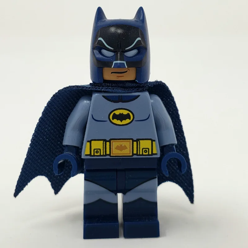 Batman, Sand Blue Suit, Dark Blue Cape and Co… — minifigurine LEGO | Brick Broker
