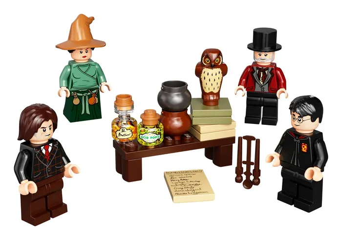 LEGO 40500 Set d'accessoires pour minifigures du Monde des Sorciers - prix | Brick Broker