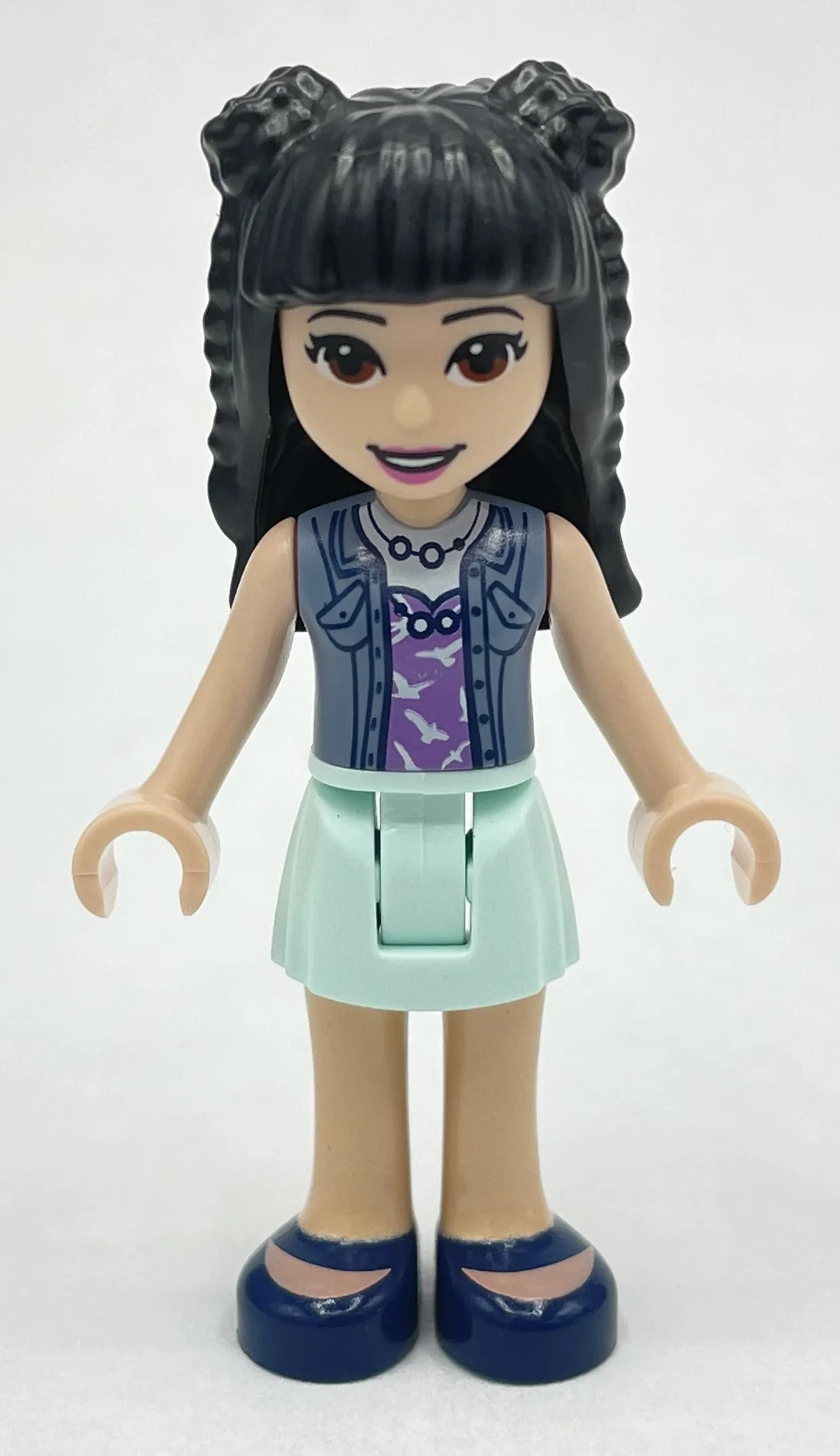 Emma - Sand Blue Top, Light Aqua Skirt, Black… — minifigurine LEGO | Brick Broker