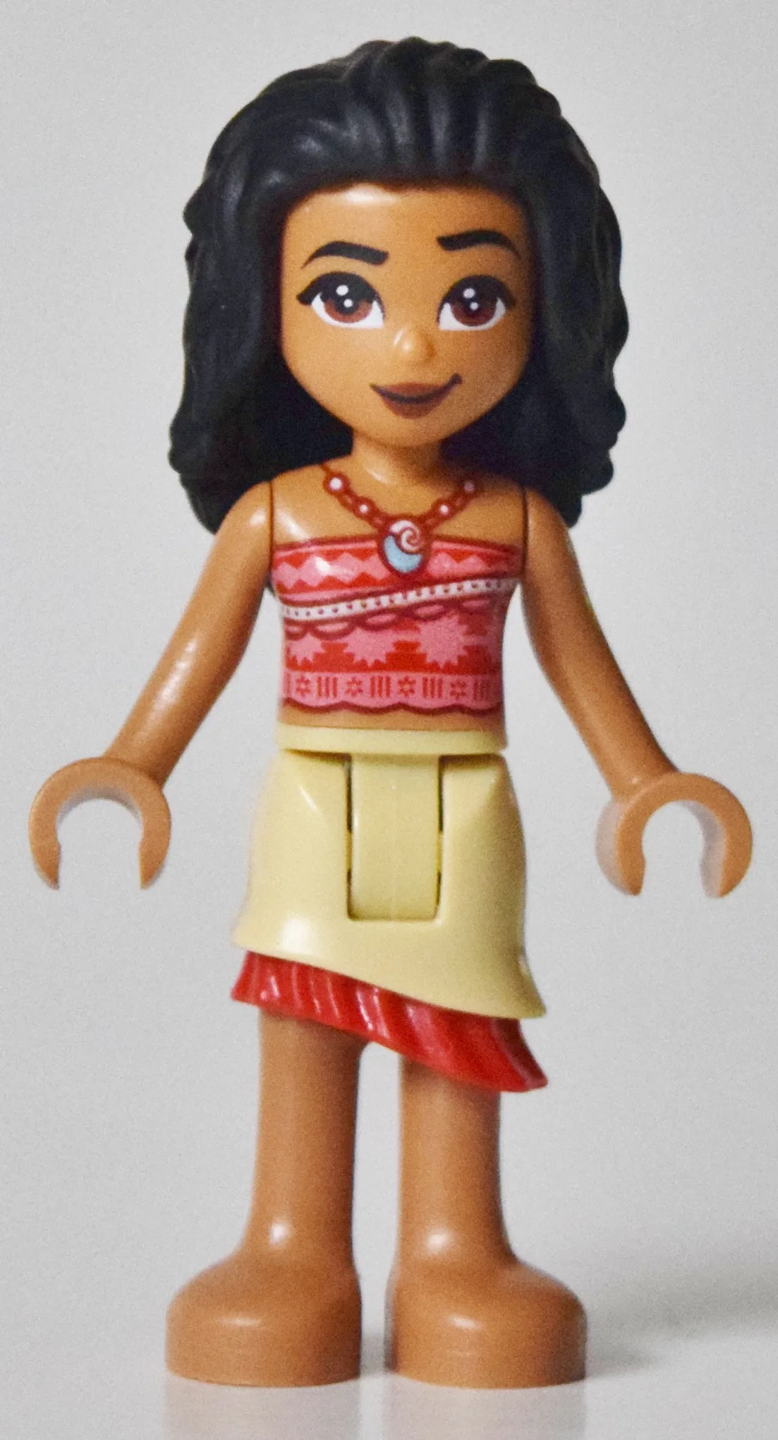 Moana - Red/Pink Shirt, Tan Skirt — dans quels sets LEGO ? (fig-002113) | Brick Broker