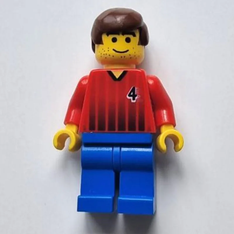 Soccer Player Red Torso, Blue Legs, #4 — dans quels sets LEGO ? (fig-006779) | Brick Broker