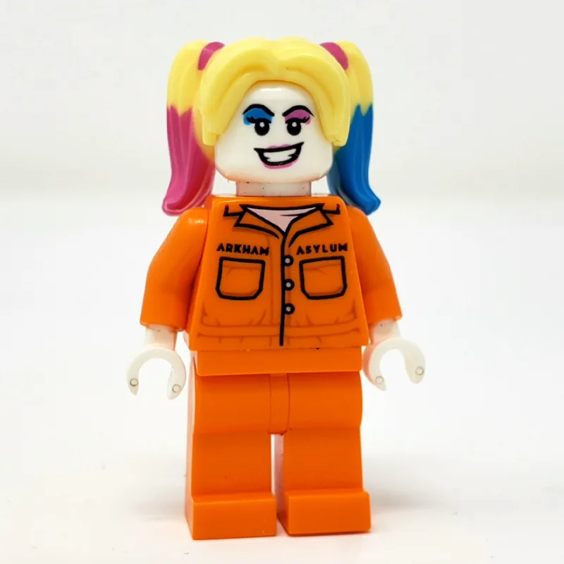 Harley Quinn in Prison Clothes — dans quels sets LEGO ? (fig-002203) | Brick Broker