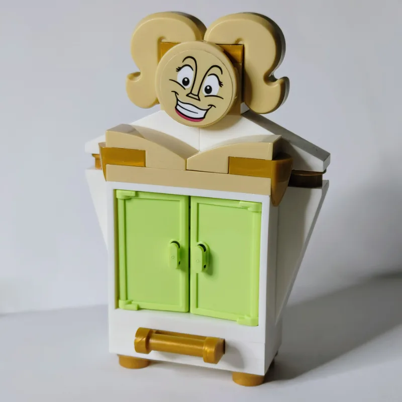 Madame de la Grande Bouche (Wardrobe) [Plain] — minifigurine LEGO | Brick Broker