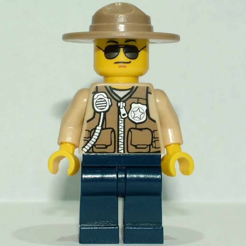 Swamp Police / Ranger, Dark Tan Vest with Zip… — minifigurine LEGO | Brick Broker