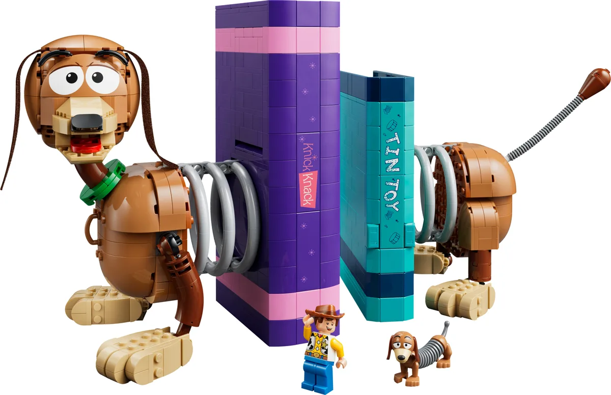 LEGO 43301 Étiquettes de livre Slinky Dog à gagner - prix | Brick Broker