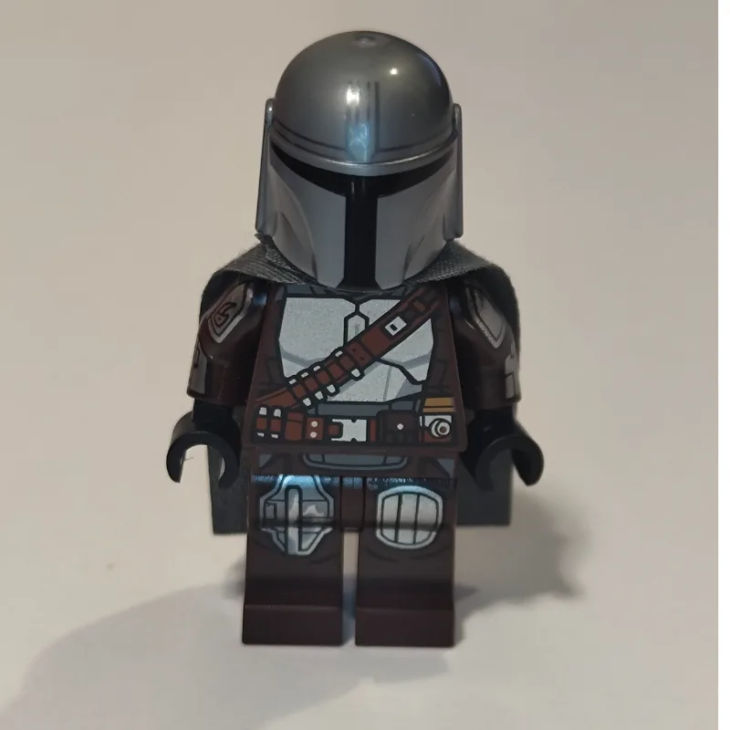 The Mandalorian / Din Djarin, Dark Brown Outf… — minifigurine LEGO | Brick Broker