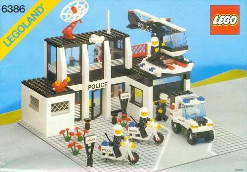 LEGO 6386 Base de commandement de police - prix | Brick Broker