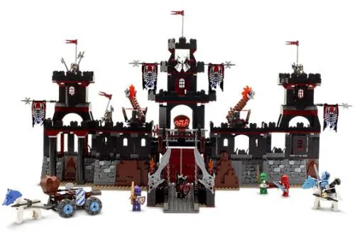 LEGO 8877 La Forteresse Noire de Vladek - prix | Brick Broker