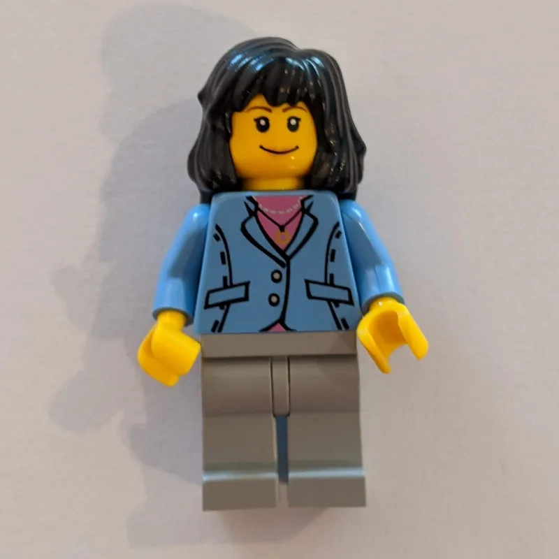 Woman - Medium Blue Torso, Light Bluish Gray… — minifigurine LEGO | Brick Broker