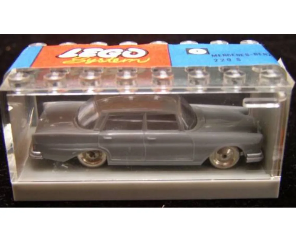 LEGO 264 Mercedes 220 au 1:87 avec Garage - prix | Brick Broker
