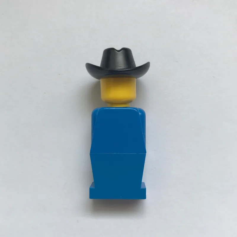 LEGOLAND Blue Torso, Blue Legs, Blue Cowboy H… — minifigurine LEGO | Brick Broker