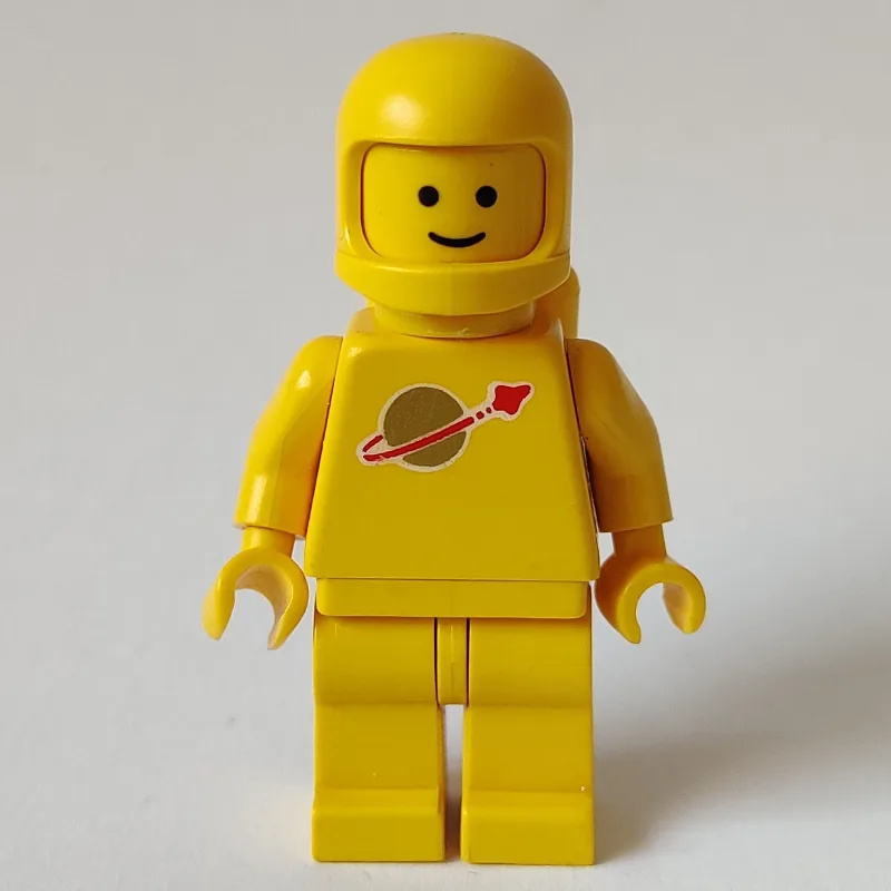 Classic Spaceman, Yellow with Airtanks (2446… — minifigurine LEGO | Brick Broker