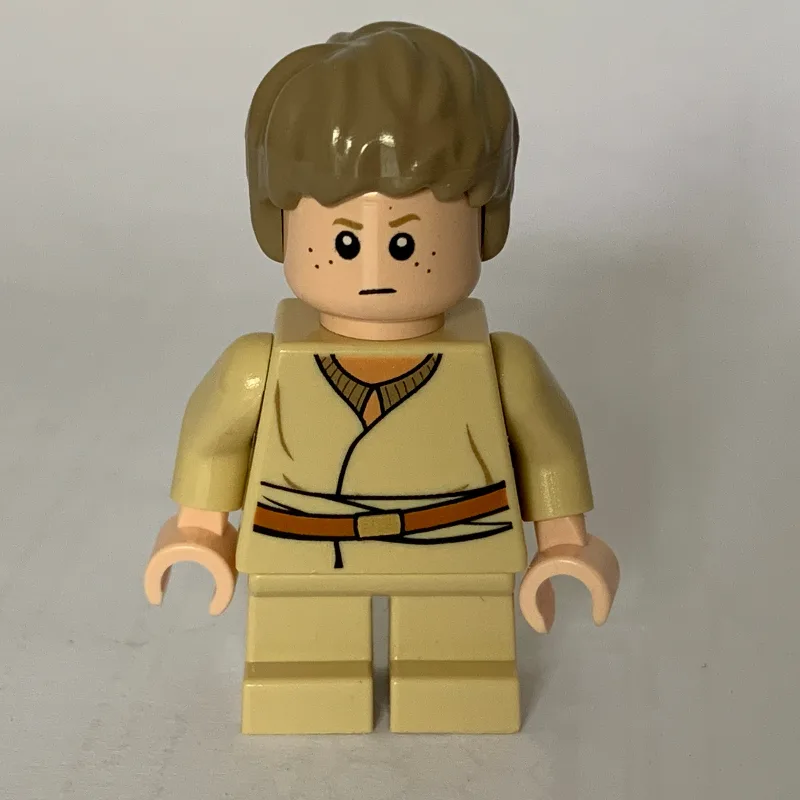 Anakin Skywalker, Child, Dark Tan Hair, White… — minifigurine LEGO | Brick Broker