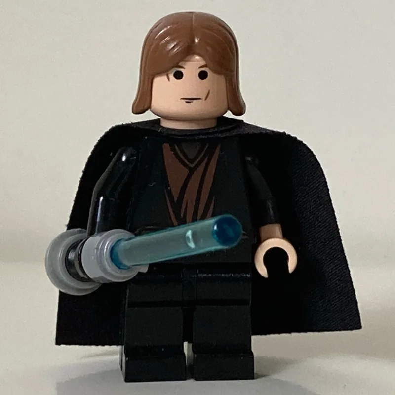 Anakin Skywalker, Light-up Lightsaber [Comple… — minifigurine LEGO | Brick Broker