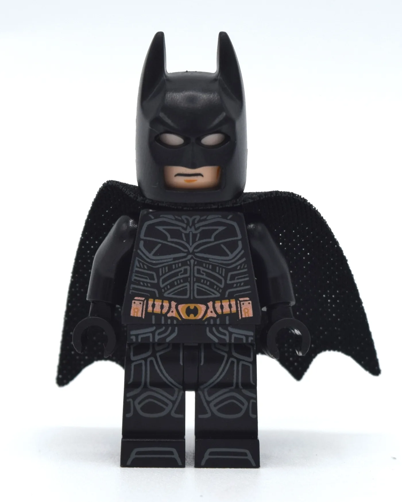 Batman, Black Suit, Black Cape and Cowl, Copp… — minifigurine LEGO | Brick Broker