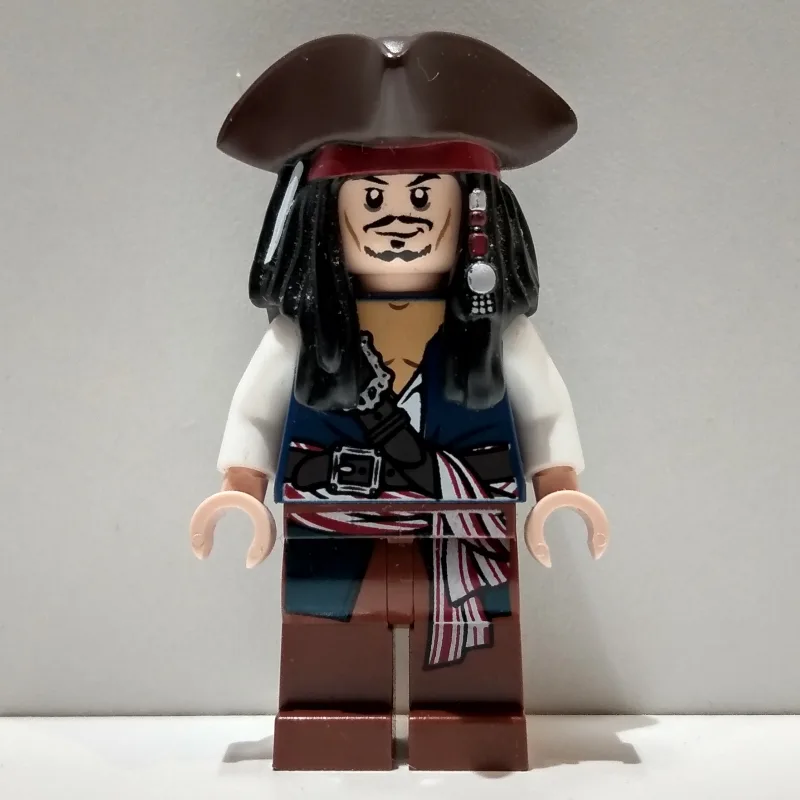 Captain Jack Sparrow with Tricorne Hat — dans quels sets LEGO ? (fig-000250) | Brick Broker