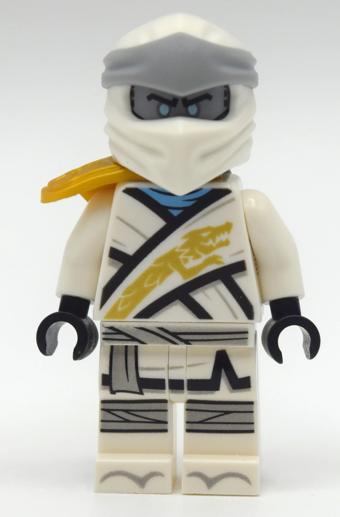 Zane with Shoulder Cover and Silver Head (Leg… — minifigurine LEGO | Brick Broker