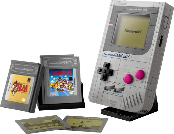 LEGO 72046 Nintendo Game Boy : disponible au meilleur prix chez Amazon - prix | Brick Broker