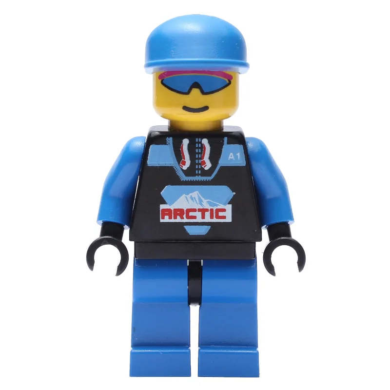 Arctic Crew, Black, Blue Cap — dans quels sets LEGO ? (fig-001051) | Brick Broker