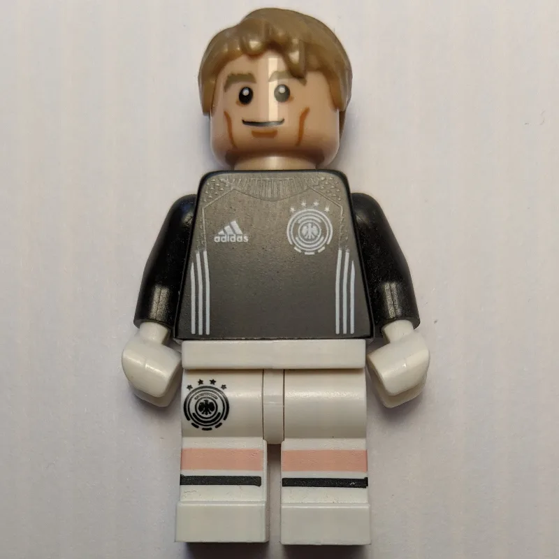 Manuel Neuer (CMF) — dans quels sets LEGO ? (fig-000654) | Brick Broker