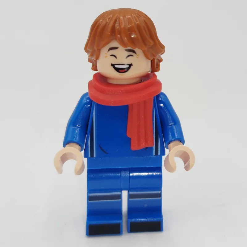 Soccer Fan, Blue Soccer Kit, Red Scarf, Dark… — minifigurine LEGO | Brick Broker