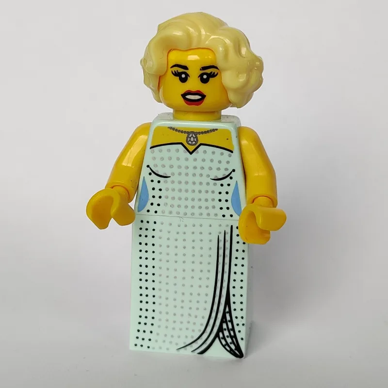 Hollywood Starlet — dans quels sets LEGO ? (fig-008775) | Brick Broker