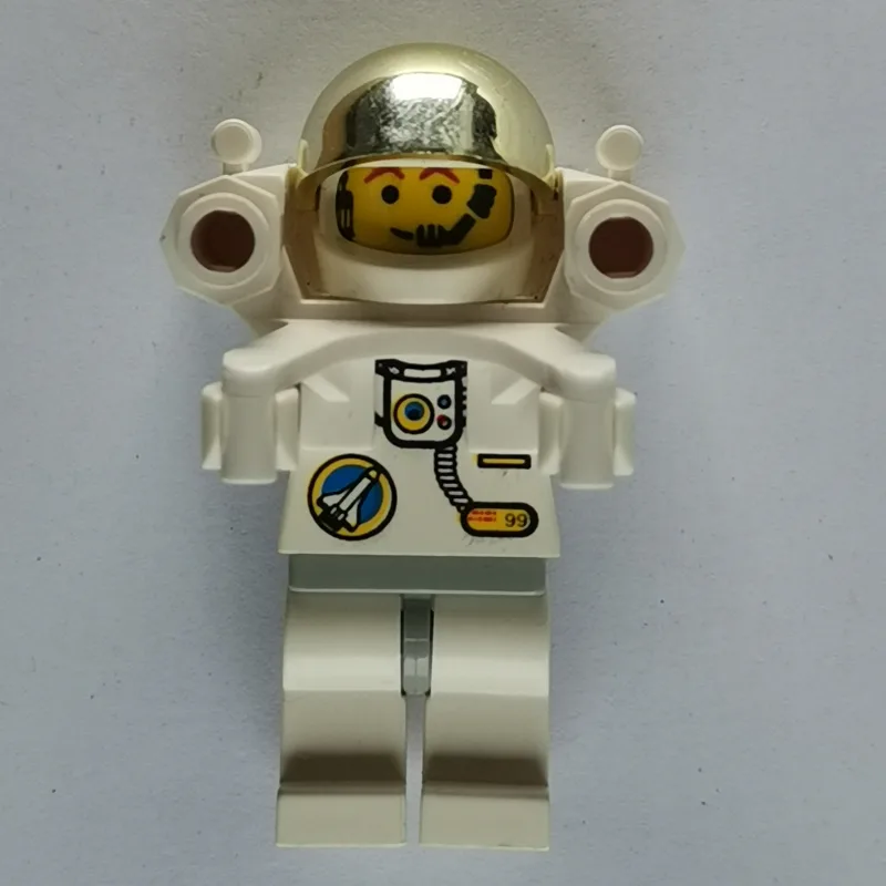 Astronaut, White, Light Gray Hips, Helmet wit… — minifigurine LEGO | Brick Broker