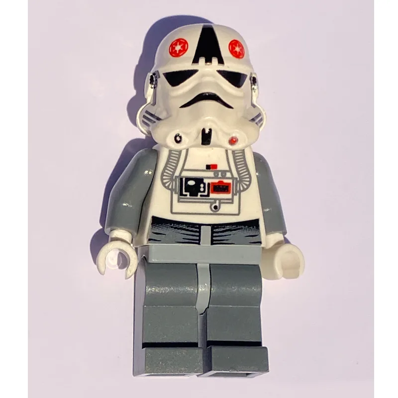 AT-AT Driver, White Uniform, Plain Black Head… — minifigurine LEGO | Brick Broker