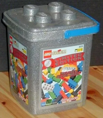 LEGO 3025 Seau argenté du 25e anniversaire - prix | Brick Broker