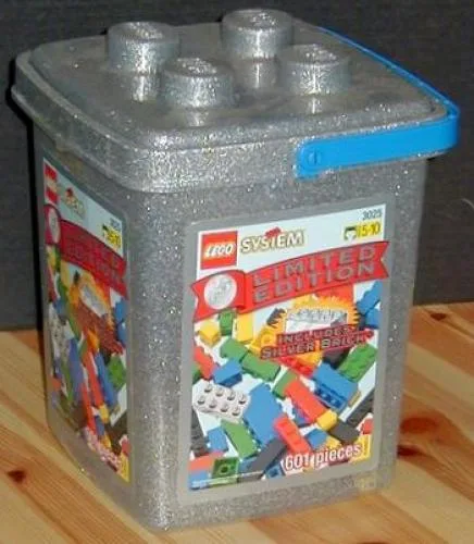 LEGO 3025 Seau argenté du 25e anniversaire - prix | Brick Broker