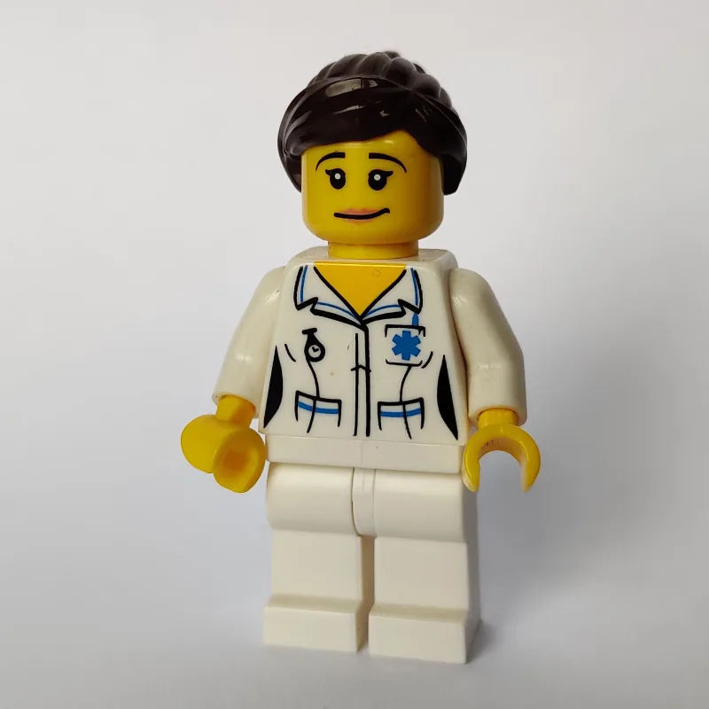 Nurse (CMF) — dans quels sets LEGO ? (fig-000891) | Brick Broker