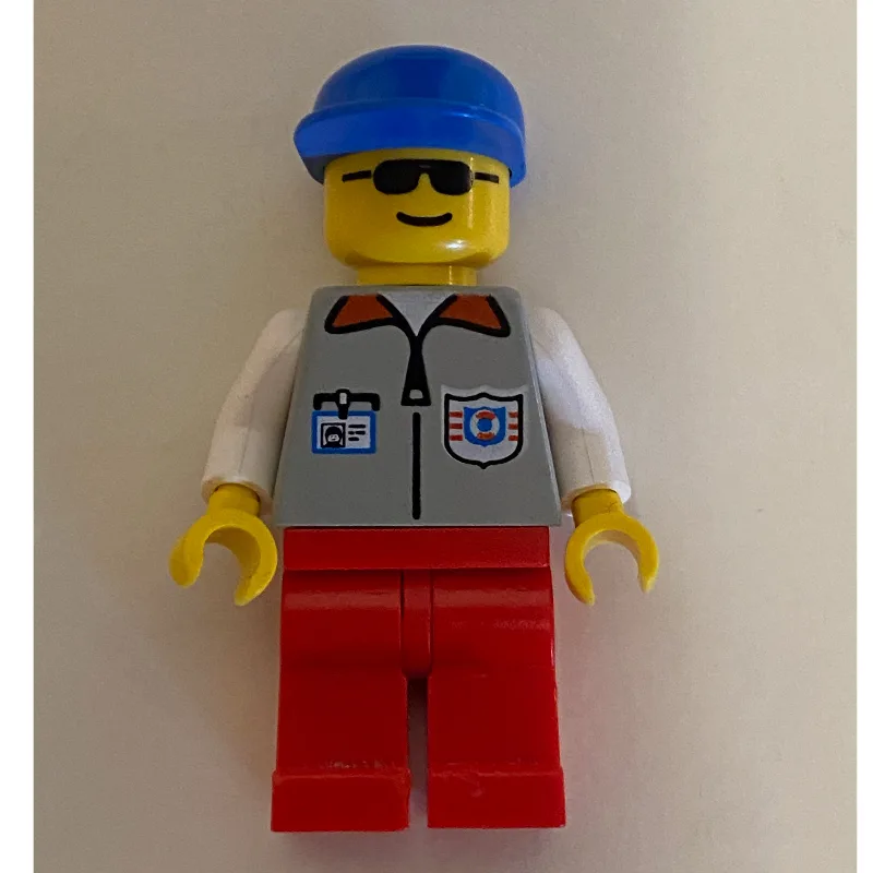 Coast Guard, Light Gray Jacket with Zipper an… — minifigurine LEGO | Brick Broker