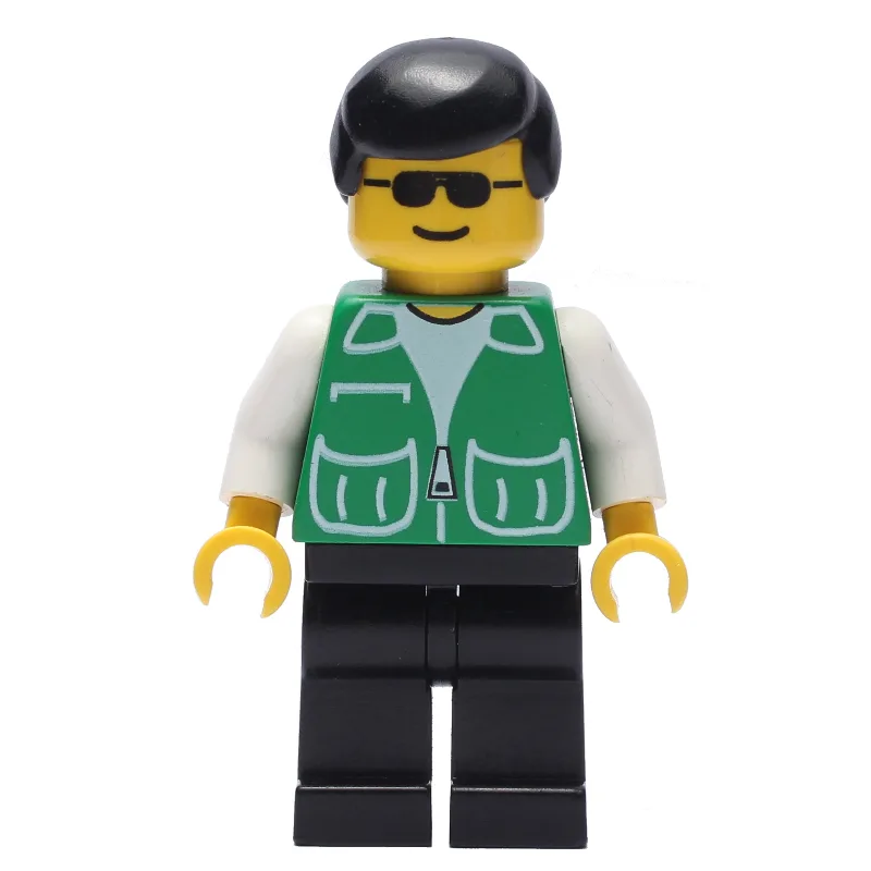 Man, Green Jacket, Black Legs, Black Cap — minifigurine LEGO | Brick Broker