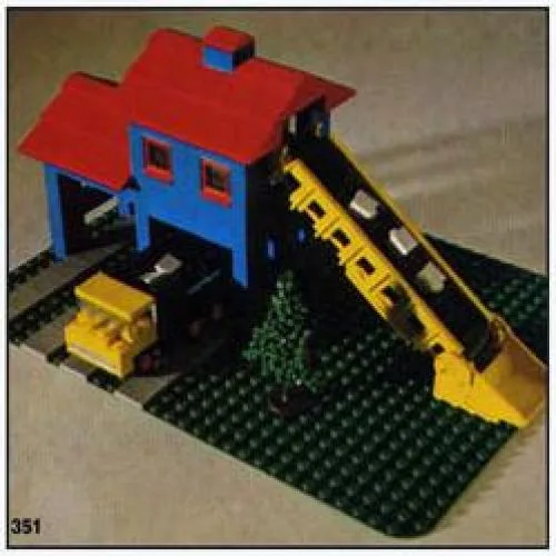 LEGO 351 Trémie de chargement avec camion - prix | Brick Broker
