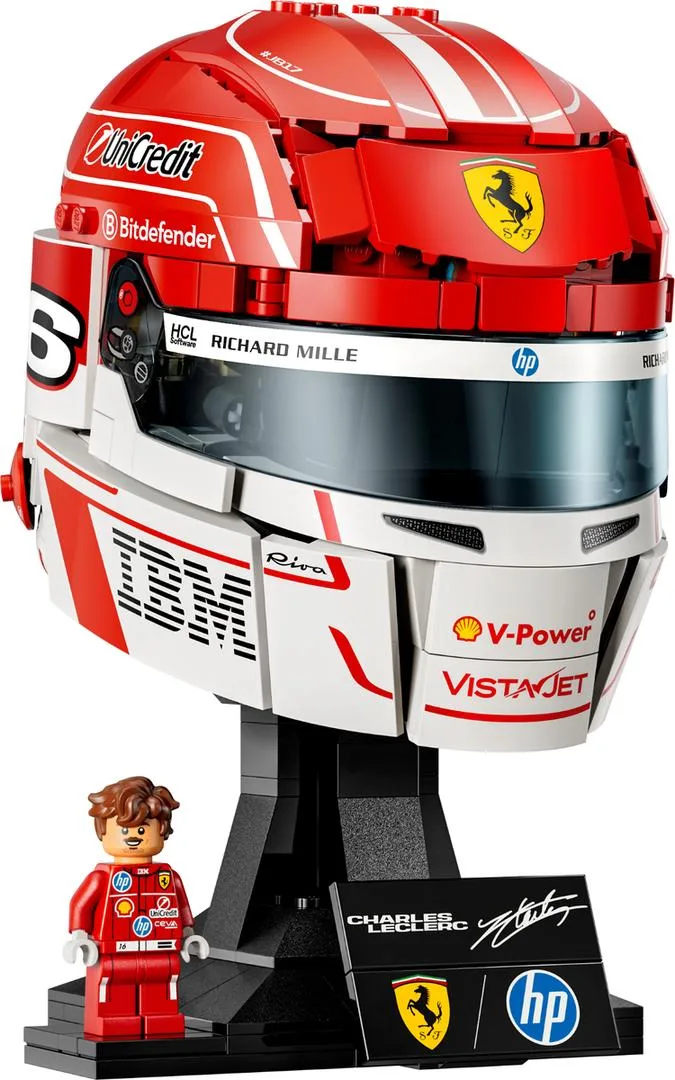 LEGO 43014 Les casques F1 de Lewis Hamilton et Charles Leclerc officiellement dévoilés - prix | Brick Broker