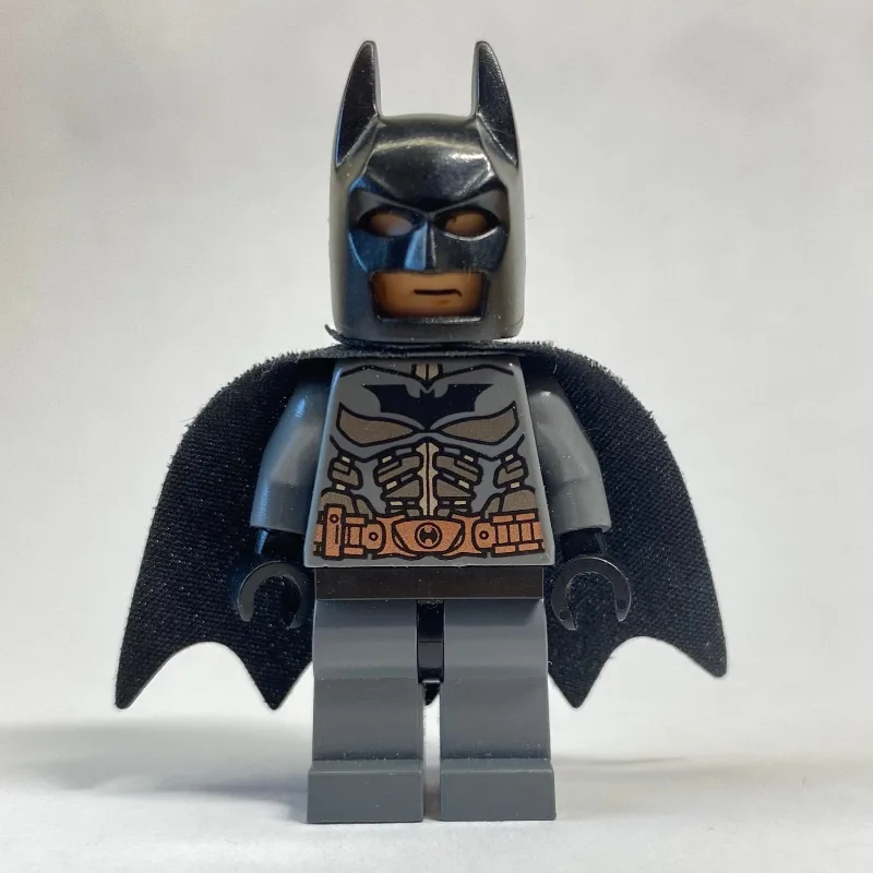 Batman, Dark Bluish Gray Suit, Black Cape and… — minifigurine LEGO | Brick Broker