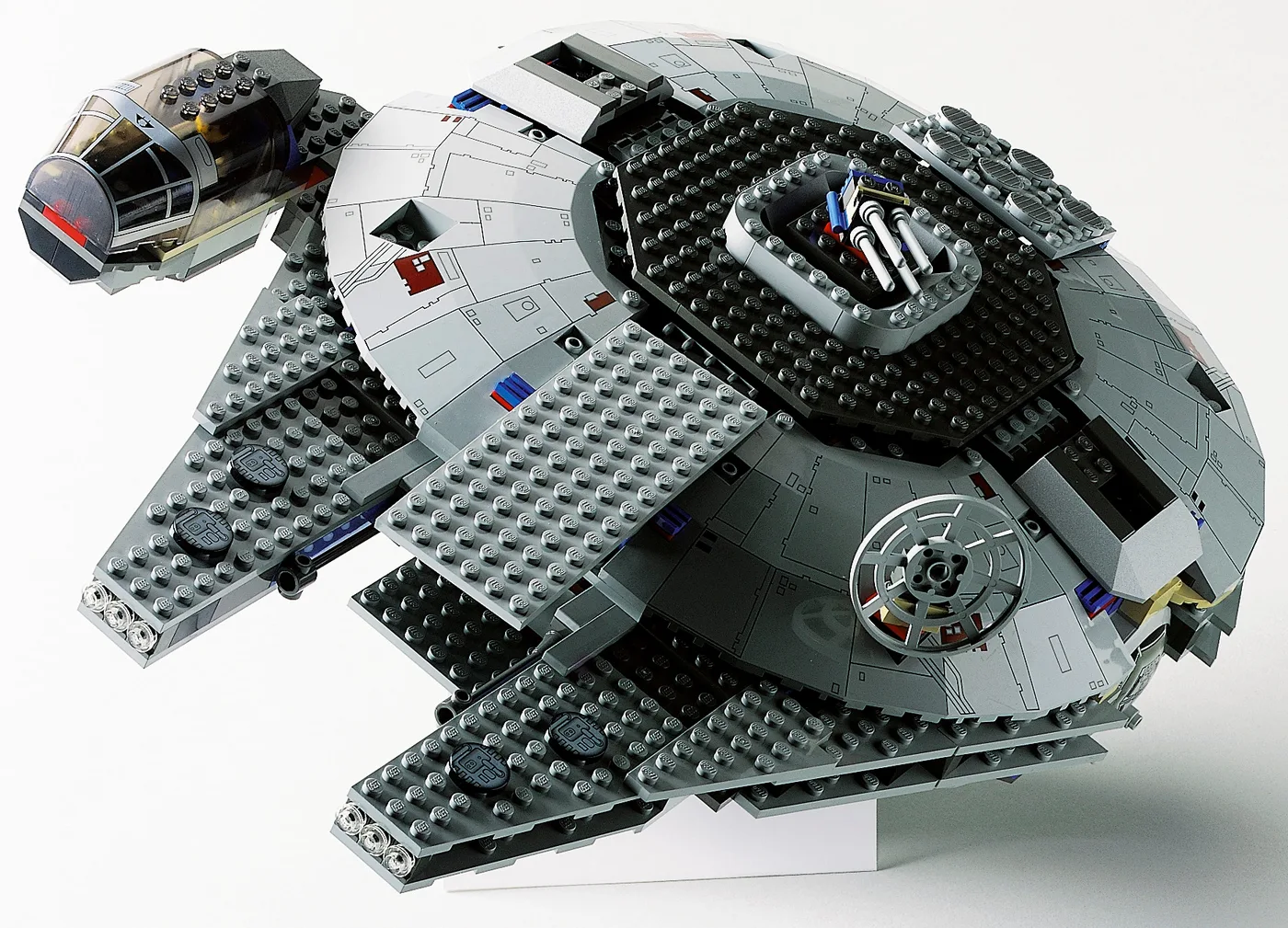 LEGO 7190 Faucon Millenium - prix et où acheter | Brick Broker