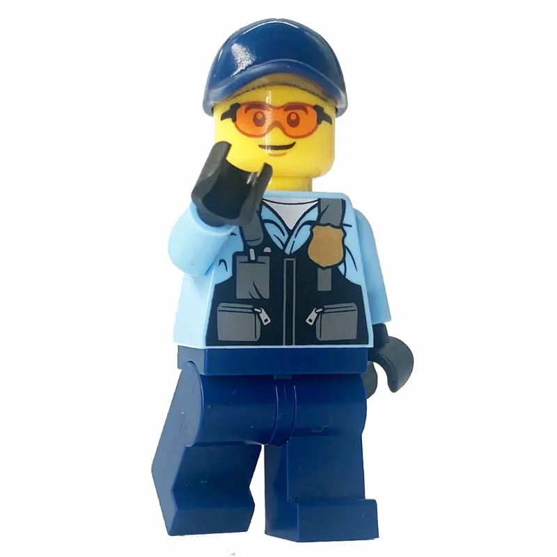 Police Officer, Bright Light Blue Shirt, Dark… — minifigurine LEGO | Brick Broker